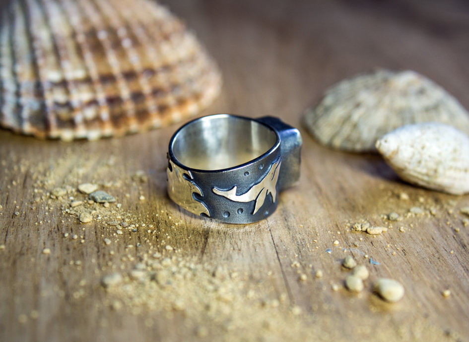 Humpback whale wide silver ring